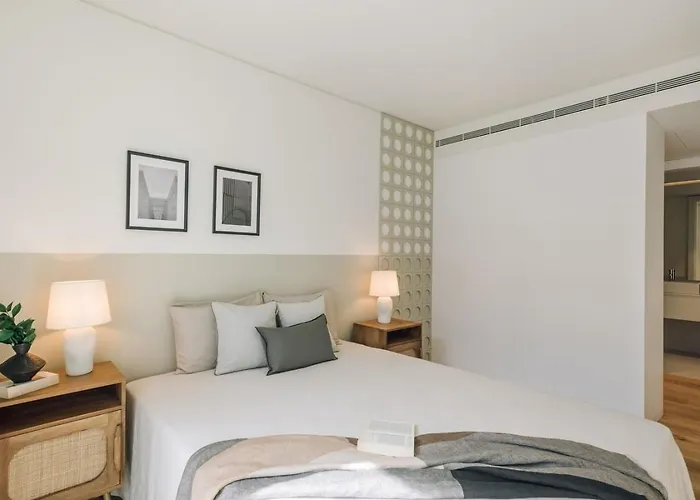 דירה Melides - 2 Bedrooms And Pool In Avenidas Novas ליסבון