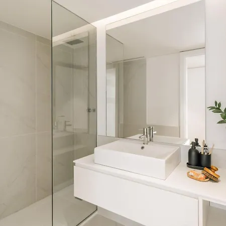 Melides - 2 Bedrooms And Pool In Avenidas Novas * Lizbona