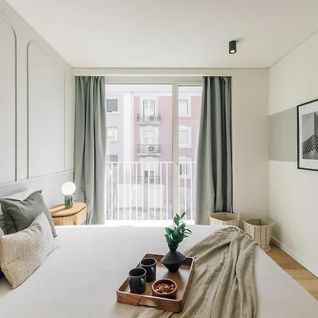 Melides - 2 Bedrooms And Pool In Avenidas Novas Apartament Lizbona