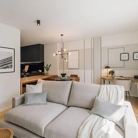 Melides - 2 Bedrooms And Pool In Avenidas Novas *